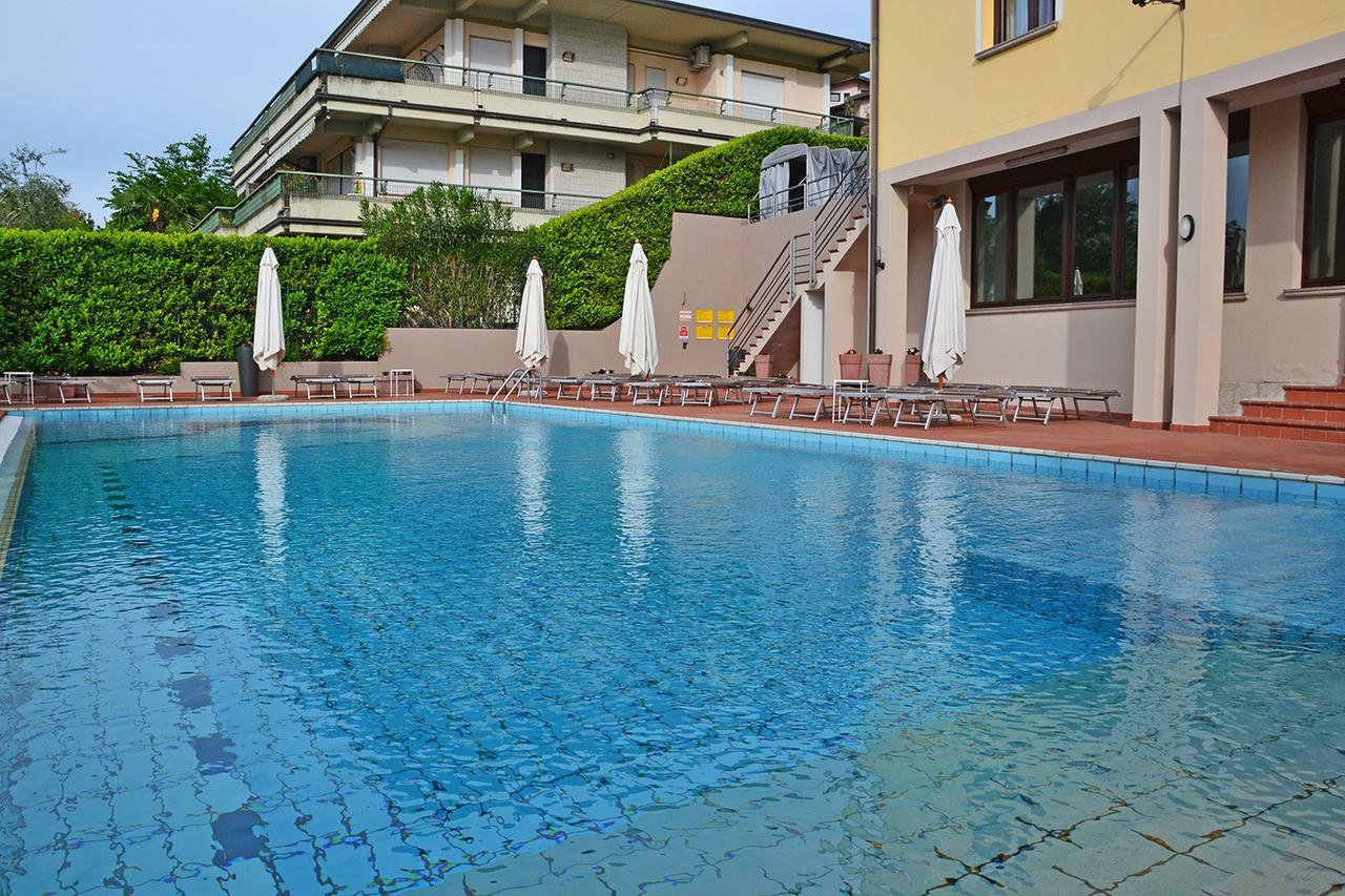 Blu Garda Hotel Salò Kültér fotó
