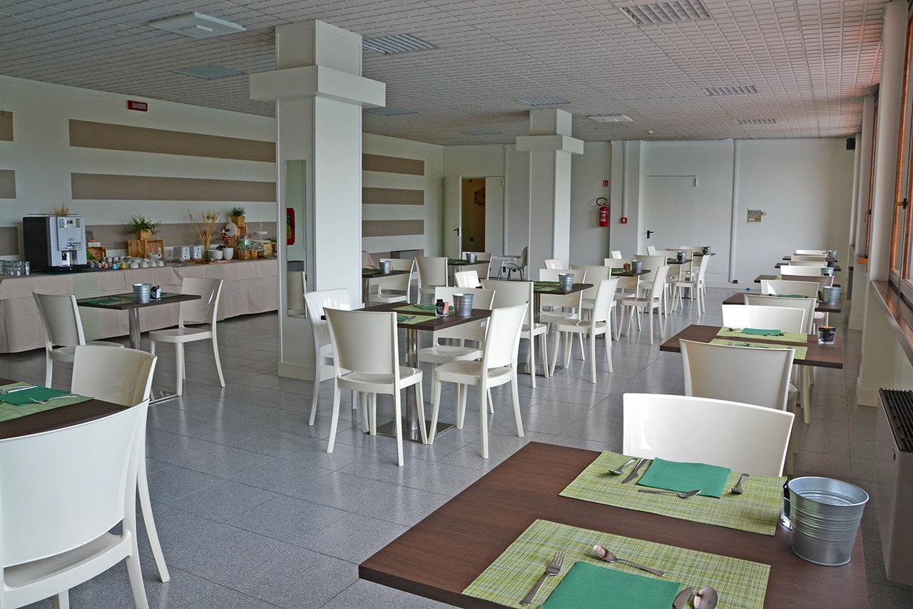 Blu Garda Hotel Salò Kültér fotó